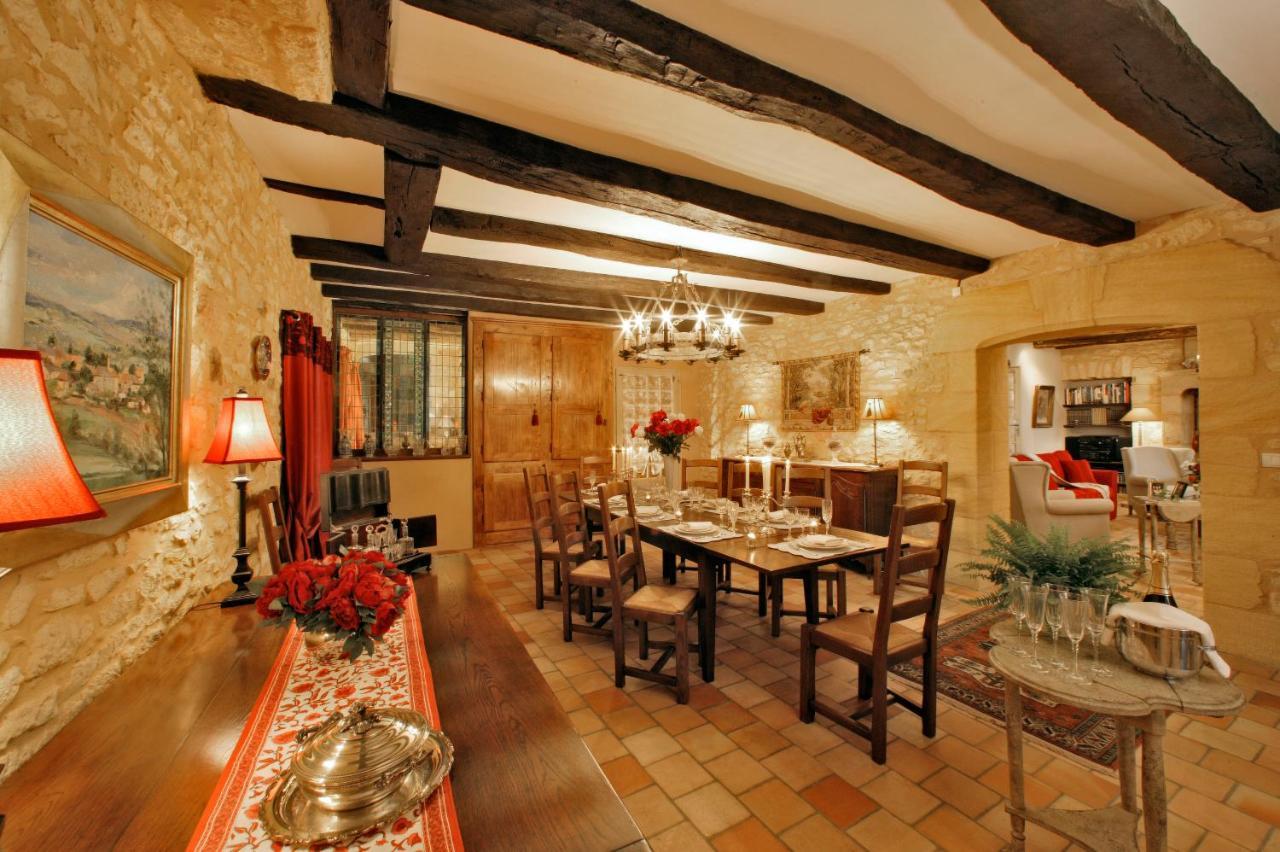 Le Prieure Du Chateau De Biron Bed & Breakfast Biron  Exterior photo